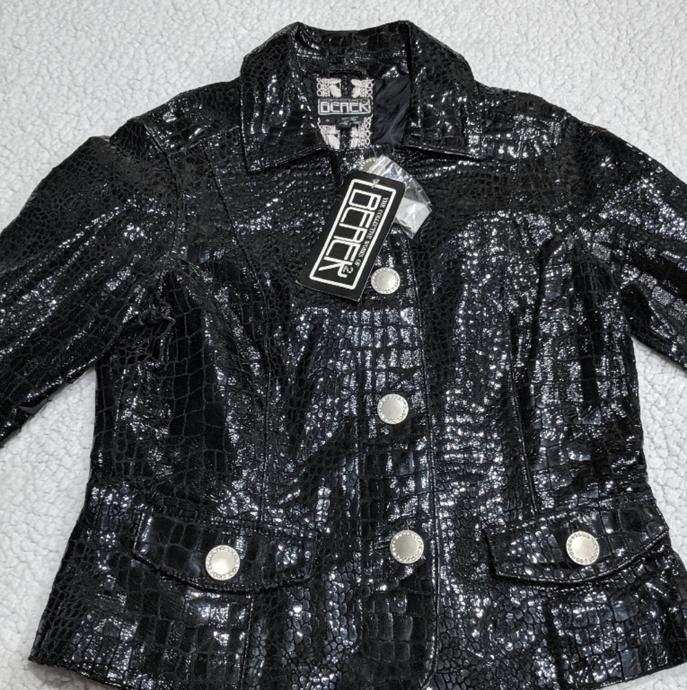 Berek 2 Croc pattern jacket - Picture 2 of 5